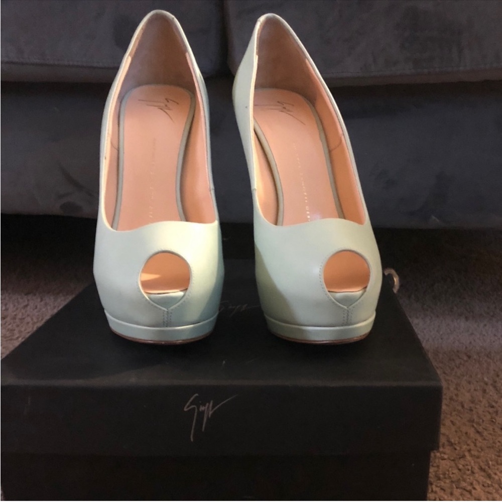 Giuseppe heels